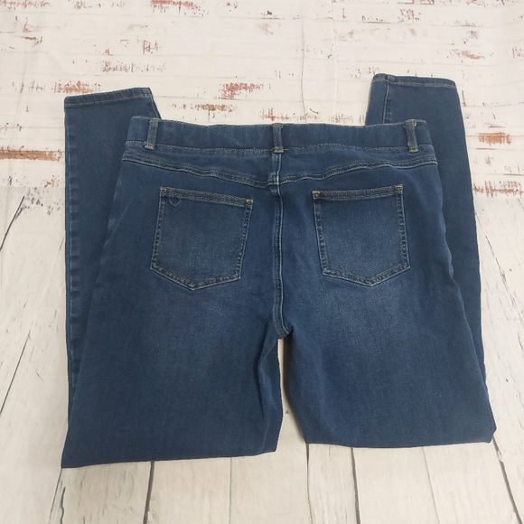 Betabrand pull on stretch skinny jeans - Picture 2 of 4